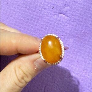 Elegant Oval Adjustable Warm Beeswax Ring w. Rose Gold Metal.